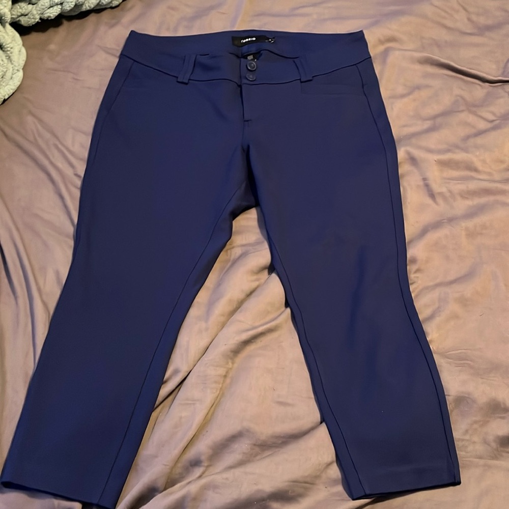 Torrid blue crop pants, 14 nwot